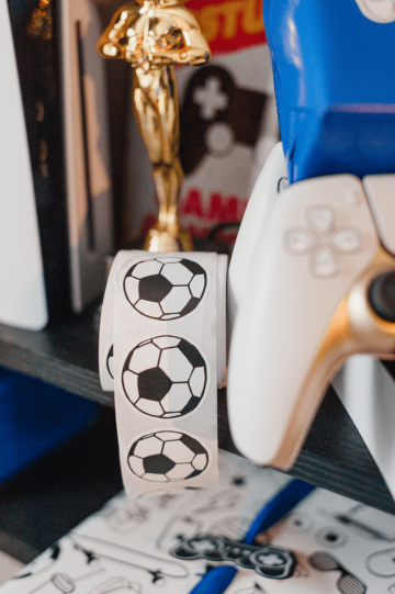 0037015kp stickers 40x40mm voetbal 250pr